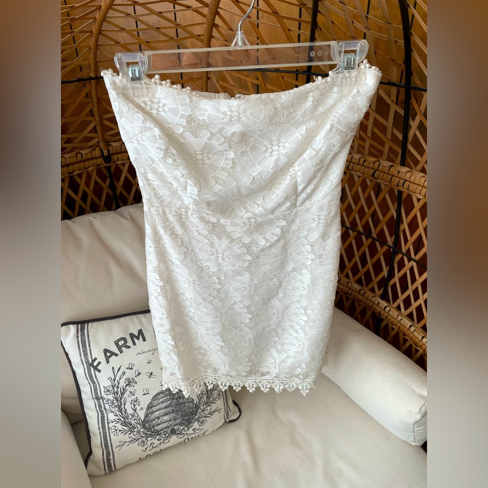 Cream lace strapless dress